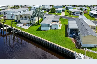 116 W Saint Johns Way, Apollo Beach, FL 33572 - Photo 1