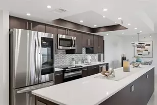7432 Sunshine Skyway Ln S, Saint Petersburg, FL 33711 - Photo 13
