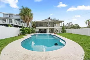 4675 Chancellor Cir NE, Saint Petersburg, FL 33703 - Photo 11