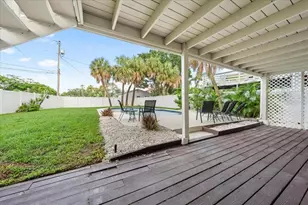 4675 Chancellor Cir NE, Saint Petersburg, FL 33703 - Photo 5