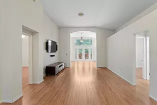 10420 Springrose Dr, Tampa, FL 33626 - Photo 11
