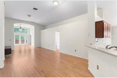 10420 Springrose Drive, Tampa, FL 33626 - Photo 3