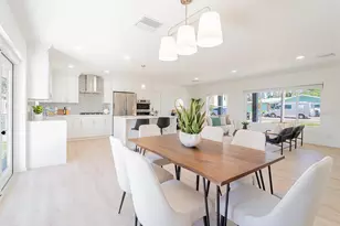 352 79th Ave NE, Saint Petersburg, FL 33702 - Photo 13