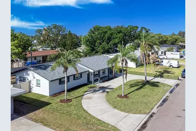 352 79th Avenue NE, Saint Petersburg, FL 33702 - Photo 3