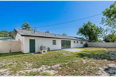352 79th Avenue NE, Saint Petersburg, FL 33702 - Photo 25