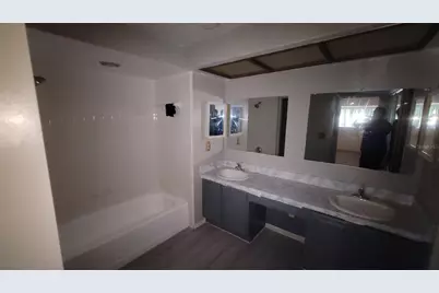 4891 Puritan Circle #2322, Tampa, FL 33617 - Photo 13
