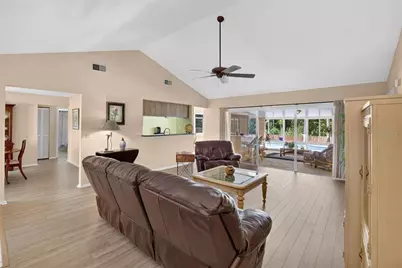 15118 Naturewalk Drive, Tampa, FL 33624 - Photo 9