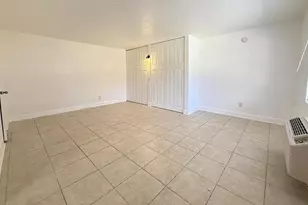 3301 58th Ave S, Saint Petersburg, FL 33712 - Photo 5