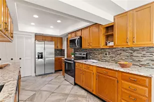 2784 Heatherwood Ct, Clearwater, FL 33761 - Photo 5
