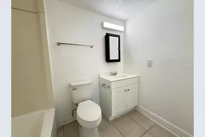 3301 58th Avenue S #315, Saint Petersburg, FL 33712 - Photo 7