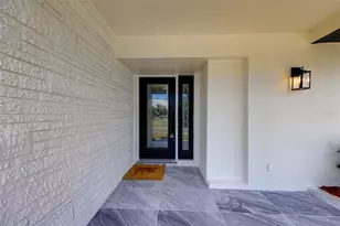 471 Sierra Circle E, Largo, FL 33770 - Photo 3