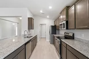 336 W Rexford Dr, Beverly Hills, FL 34465 - Photo 9