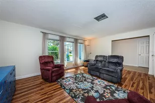 1886 Argile Dr, Dunedin, FL 34698 - Photo 9