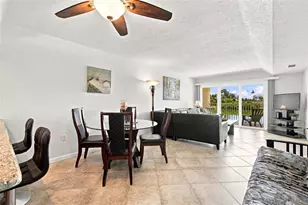 12100 Capri Cir S, Treasure Island, FL 33706 - Photo 13