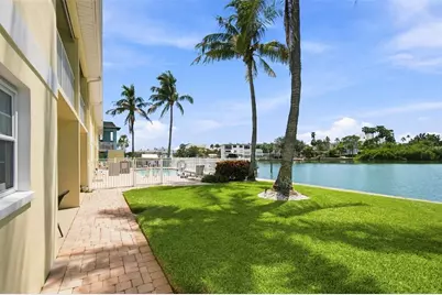 12100 Capri Circle S #204, Treasure Island, FL 33706 - Photo 33