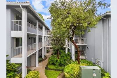 109 Oyster Bay Circle #220, Altamonte Springs, FL 32701 - Photo 3