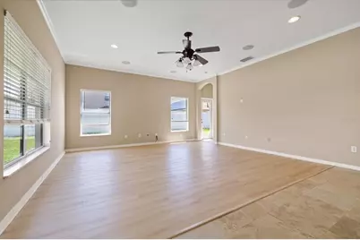 1833 Mira Lago Circle, Ruskin, FL 33570 - Photo 15