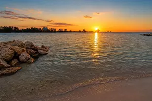 691 S Gulfview Blvd, Clearwater, FL 33767 - Photo 5