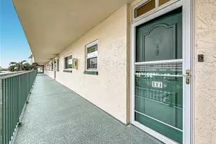 6020 Shore Blvd S, Gulfport, FL 33707 - Photo 3