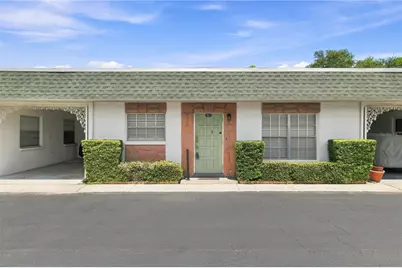 7811 39th Terrace N, Saint Petersburg, FL 33709 - Photo 1