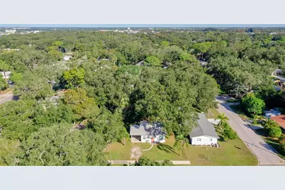 8111 30th Avenue N, Saint Petersburg, FL 33710 - Photo 29