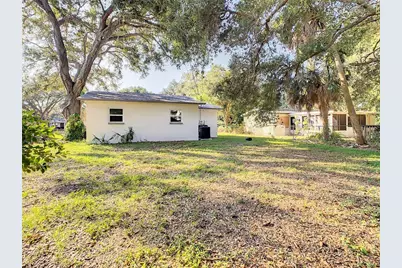 8111 30th Avenue N, Saint Petersburg, FL 33710 - Photo 39