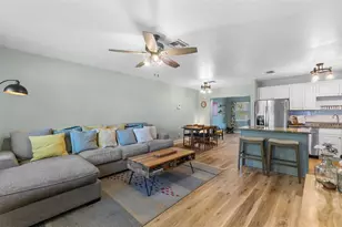 2047 Powderhorn Dr, Clearwater, FL 33755 - Photo 15