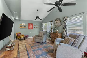2047 Powderhorn Dr, Clearwater, FL 33755 - Photo 27