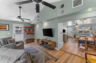 2047 Powderhorn Dr, Clearwater, FL 33755 - Photo 9