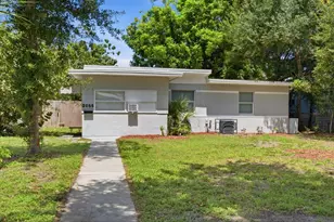 2855 37th Ave N, Saint Petersburg, FL 33713 - Photo 3