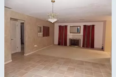 2118 Laredo Avenue, Spring Hill, FL 34608 - Photo 7