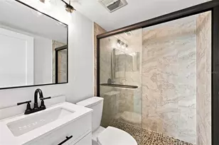 250 126th Ave, Treasure Island, FL 33706 - Photo 15