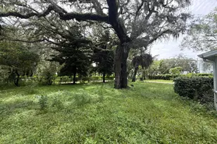 5027 Allen Rd, Zephyrhills, FL 33541 - Photo 5