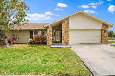 11463 Harborside Circle, Largo, FL 33773 - Photo 1