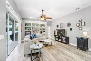 2203 Valrico Forest Dr, Valrico, FL 33594 - Photo 21