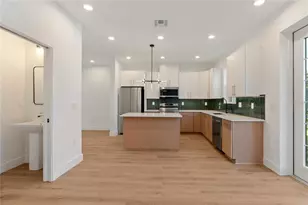 2614 N 23rd St, Tampa, FL 33605 - Photo 13