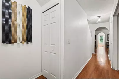 4607 Ashburn Square Drive, Tampa, FL 33610 - Photo 9