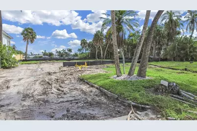 15601 Redington Drive, Redington Beach, FL 33708 - Photo 29