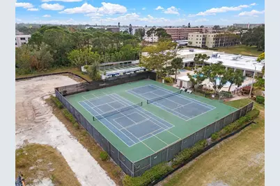 5603 80th Street N #202, Saint Petersburg, FL 33709 - Photo 27