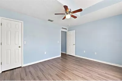 12639 Lake Vista Drive, Gibsonton, FL 33534 - Photo 11