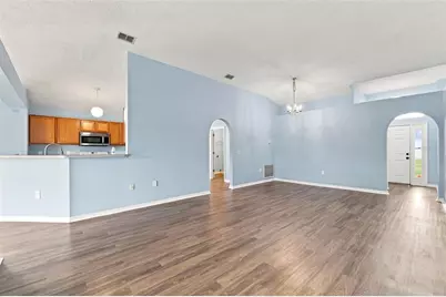 12639 Lake Vista Drive, Gibsonton, FL 33534 - Photo 3