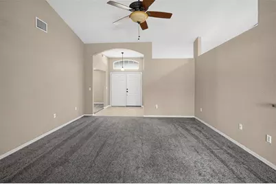 5625 Fischer Drive, Lakeland, FL 33812 - Photo 7