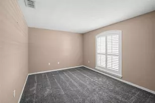 5625 Fischer Dr, Lakeland, FL 33812 - Photo 13