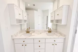 1820 S Ridge Dr, Valrico, FL 33594 - Photo 21
