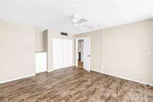 7000 Beach Plaza, Saint Pete Beach, FL 33706 - Photo 17
