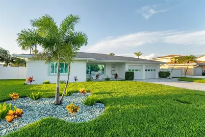 227 Howard Drive, Belleair Beach, FL 33786 - Photo 3