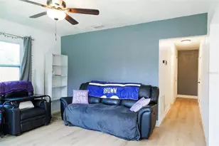 8212 N 14th St, Tampa, FL 33604 - Photo 7