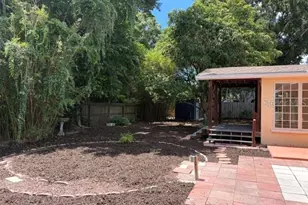 2720 Goldenrod St, Sarasota, FL 34239 - Photo 23