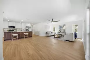 615 E Davis Blvd, Tampa, FL 33606 - Photo 3