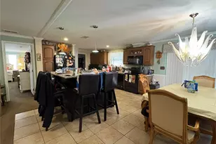 7310 Riverview Dr, Riverview, FL 33578 - Photo 17